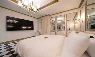 Pocheon LUA PREMIUM Drive-In Hotel