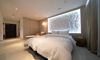 Pocheon LUA PREMIUM Drive-In Hotel