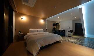 Pocheon LUA PREMIUM Drive-In Hotel