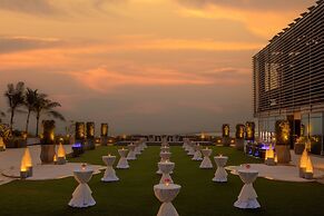 ITC Ratnadipa, a Luxury Collection Hotel, Colombo
