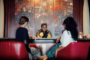 ITC Ratnadipa, a Luxury Collection Hotel, Colombo