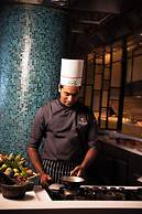 ITC Ratnadipa, a Luxury Collection Hotel, Colombo