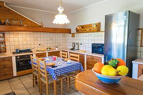 Villa El Capitano with garden and pool
