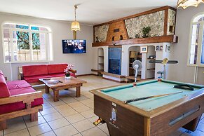 Villa El Capitano with garden and pool