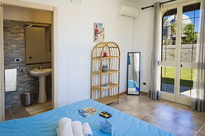 Villa El Capitano with garden and pool
