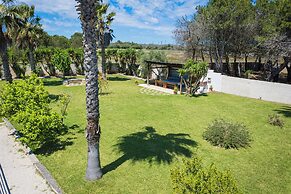 Villa El Capitano with garden and pool