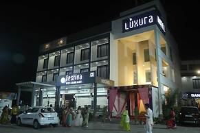 Hotel Luxura
