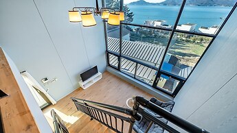 Namhae Byeol Grigo Namhae Pension