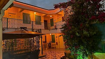 Lotus City Siğacık Boutique Otel