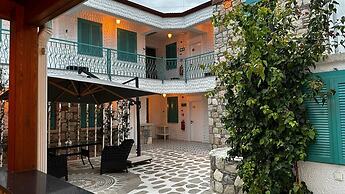 Lotus City Siğacık Boutique Otel