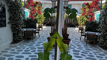 Lotus City Siğacık Boutique Otel