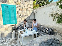 Lotus City Siğacık Boutique Otel