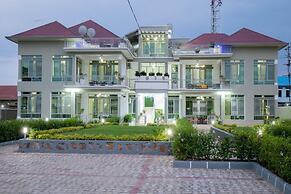 The city Block Apartment