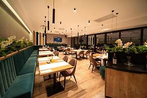 AQUAREL health & spa center