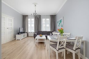 Luxury Apartment in Szczecin by Renters