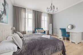 Luxury Apartment in Szczecin by Renters