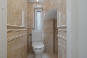 Luxury Apartment in Szczecin by Renters