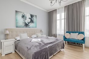 Luxury Apartment in Szczecin by Renters