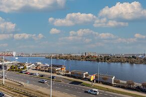 Luxury Apartment in Szczecin by Renters