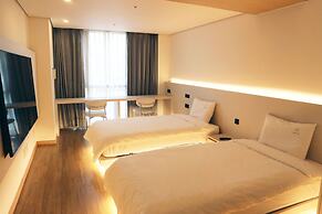 W Residence Hotel Centum City