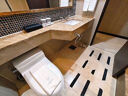 W Residence Hotel Centum City