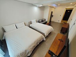 W Residence Hotel Centum City