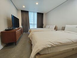 W Residence Hotel Centum City