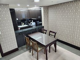 W Residence Hotel Centum City