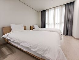 W Residence Hotel Centum City