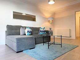 Modern Stylish 2 bedroom 2 Bath Apts.