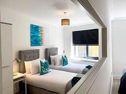 Modern Stylish 2 bedroom 2 Bath Apts.