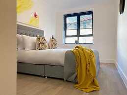 Modern Stylish 2 bedroom 2 Bath Apts.