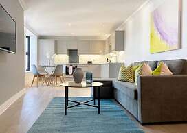 Modern Stylish 2 bedroom 2 Bath Apts.