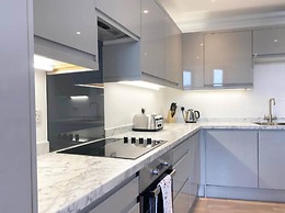 Modern Stylish 2 bedroom 2 Bath Apts.