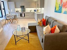 Modern Stylish 2 bedroom 2 Bath Apts.