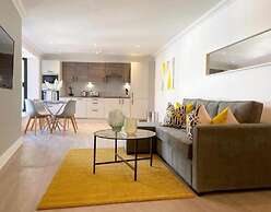 Modern Stylish 2 bedroom 2 Bath Apts.