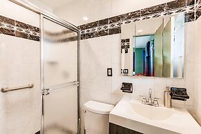 Bnb Hyperion Chic 1BR Haven in Hollywood