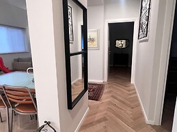 Exquisite Home on Rothschild by FeelHome