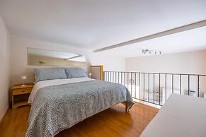 Vomero Duplex Apartment by Wonderful Italy