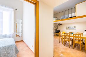 Vomero Duplex Apartment by Wonderful Italy