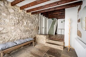 Long Ashes - Netherside Barn