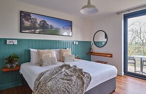 Valley View 3 Bedroom Lodge 1