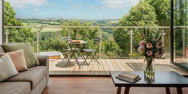 Valley View 3 Bedroom Lodge 1