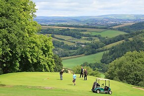 Valley View 4 Bedroom Lodge 1