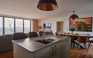 Valley View 4 Bedroom Lodge 1