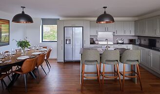 Valley View 4 Bedroom Lodge 1