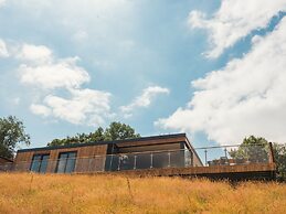 Meadow 2 Bedroom Lodge 40