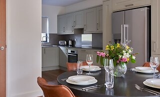 Meadow 2 Bedroom Lodge 7