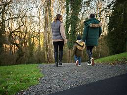 Valley View 3 Bedroom Lodge 2