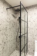 Vista by halu' Spacious City Centre Home